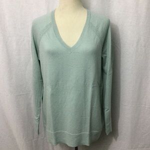 Gap Frothy Aqua V-Neck Sweater Merino Blend Sz M